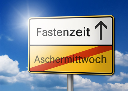 Die Fastenzeit beginnt im Christentum nach dem Aschermittwoch und geht bis Karfreitag. Innerhalb der Weltreligionen hat das Fasten vor allem Bucharakter.